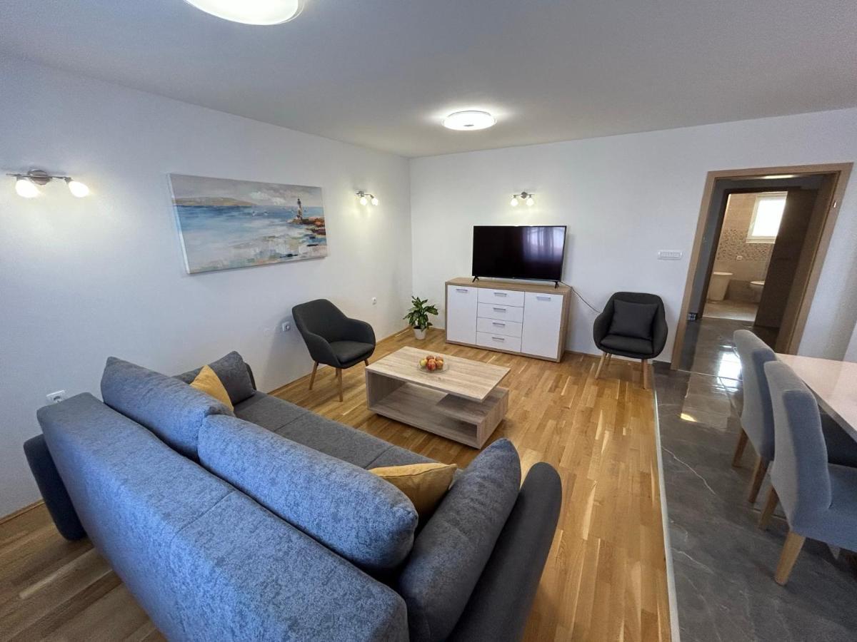 Sweet Lapat By El-Pi Tours Apartment Порат Екстериор снимка